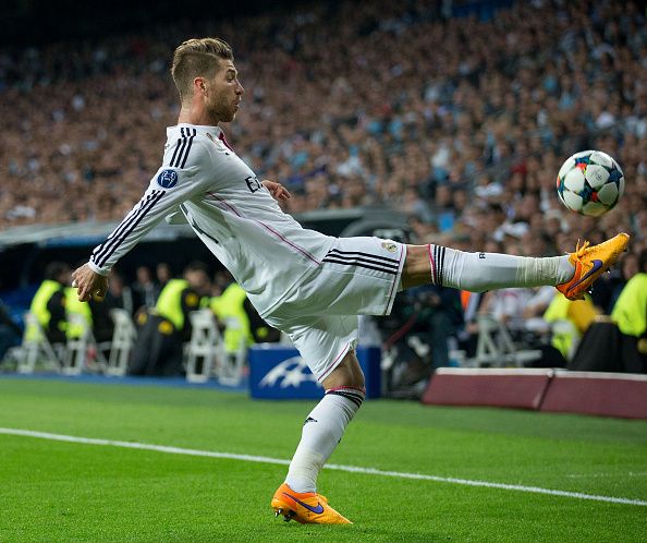 Sergio Ramos zeigt, dass er der perfekte Kreativspieler wäre!