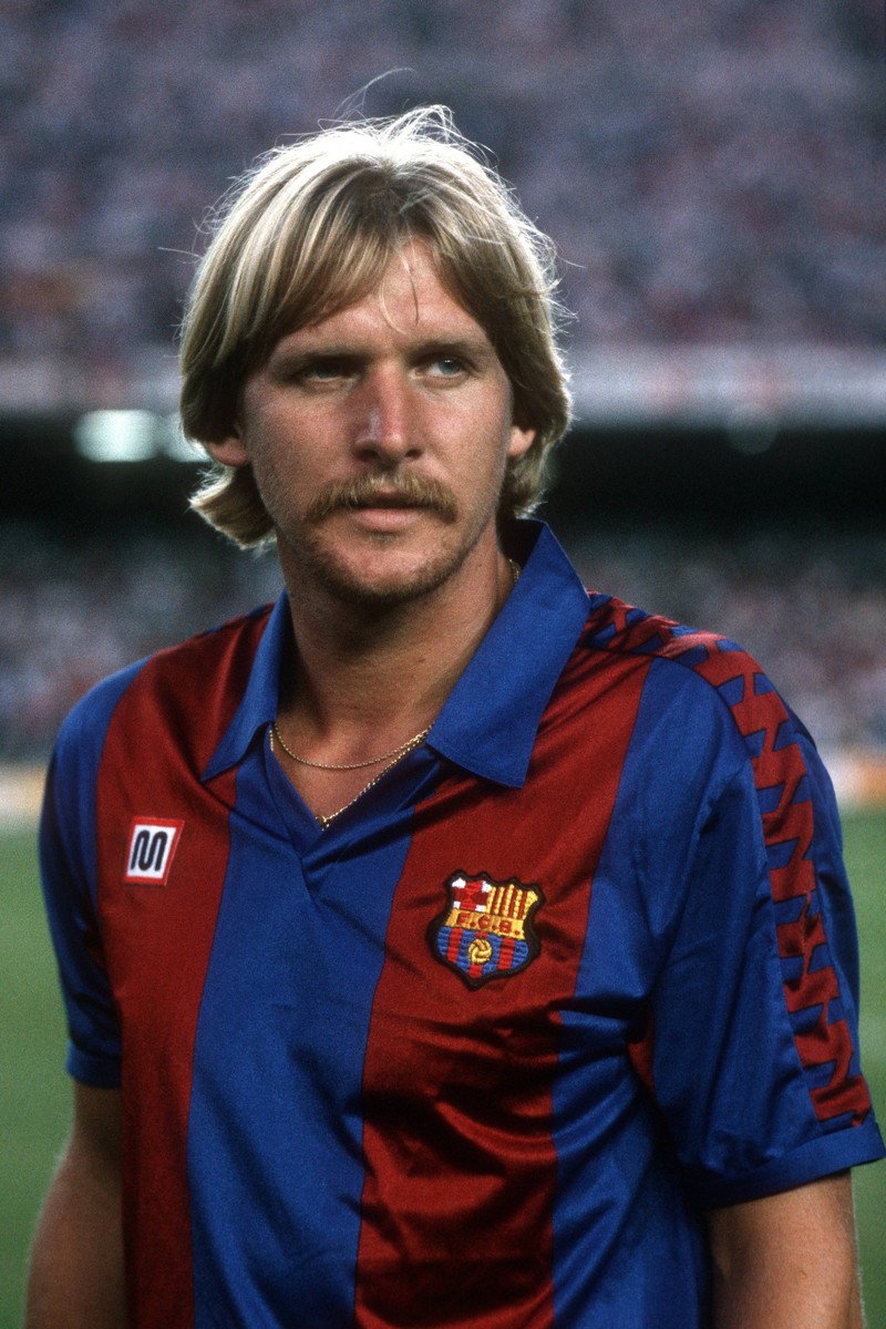 Bernd Schuster stand lange Zeit für den FC Barcelona auf dem Feld.