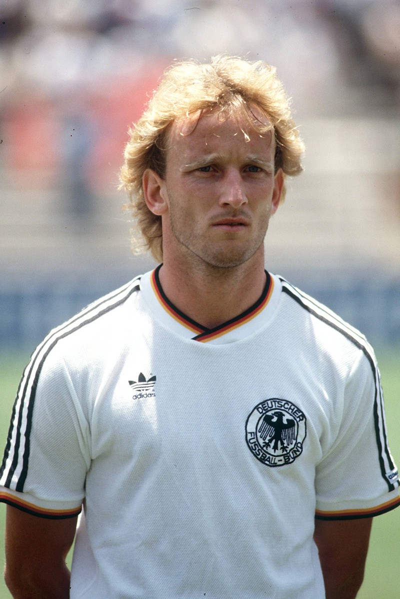 Brehme bleibt dank seines siegreichen Elfmeters im Finale der Weltmeisterschaft im Jahr 1990 unvergessen.