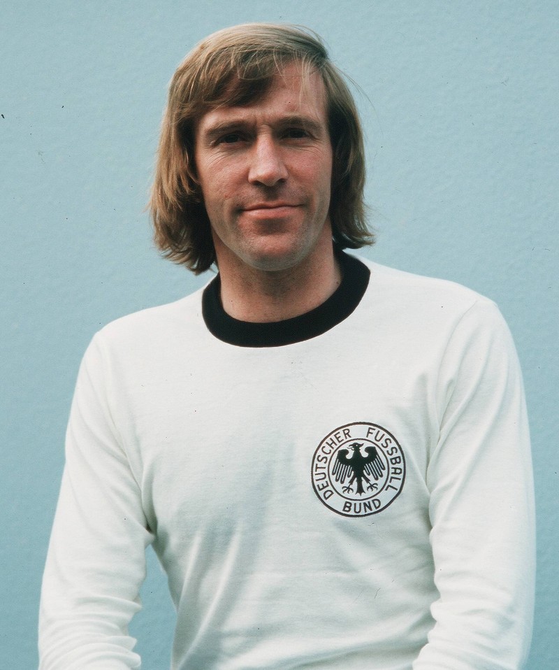 Günter Netzer ging als einer der besten Mittelfeldspieler in die Geschichte der Bundesliga ein.