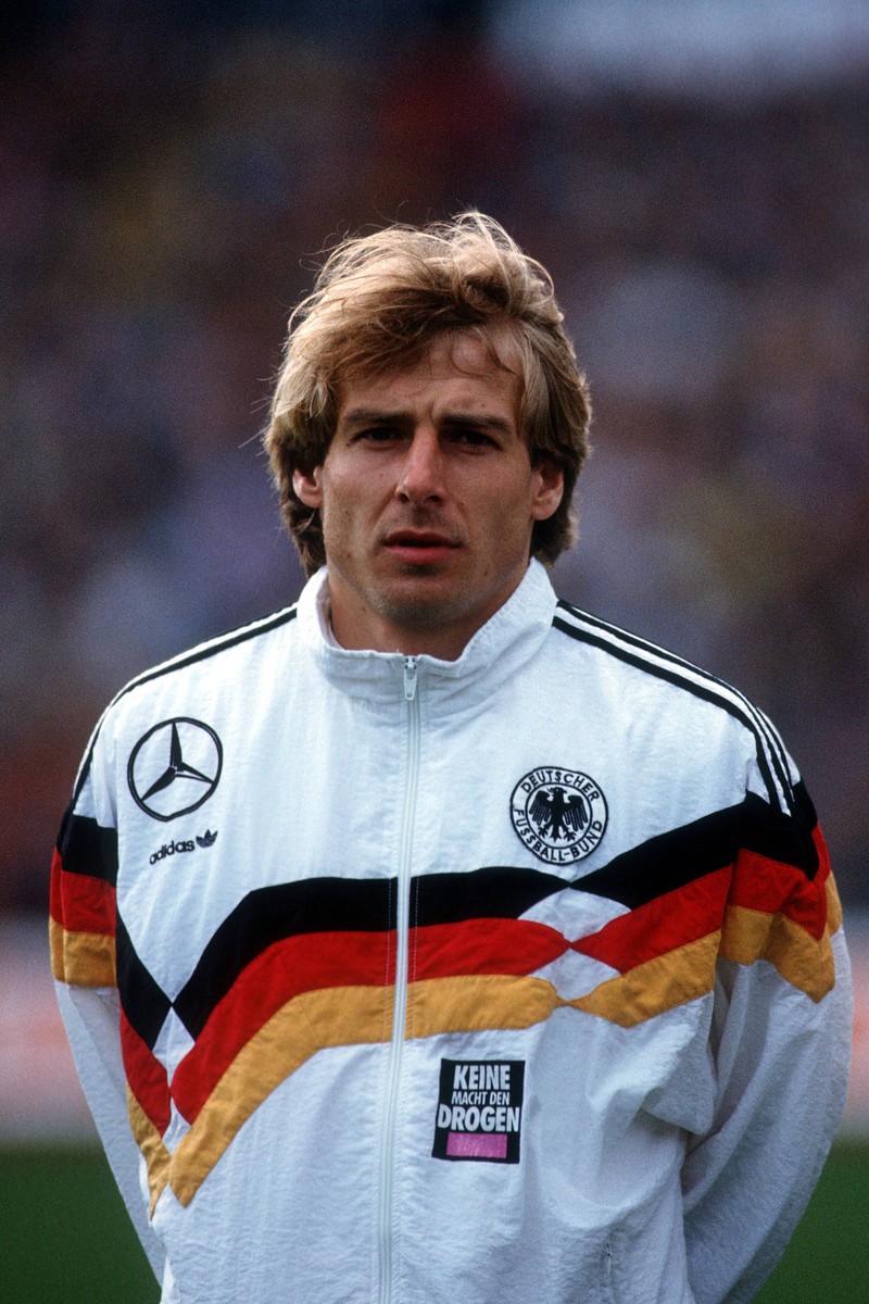 Klinsmann war von 1987 bis 1998 Teil der deutschen Fußballnationalmannschaft.