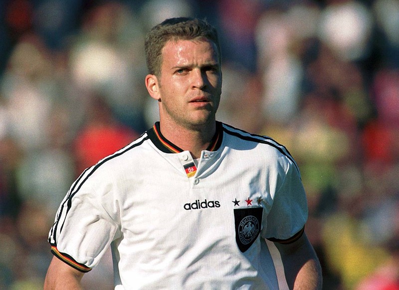 Oliver Bierhoff ist eine Fußballlegende.