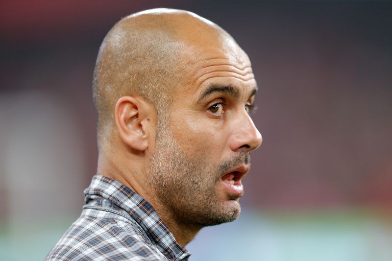Strafe für Lewa! Das geht gerade beim FC Bayern ab