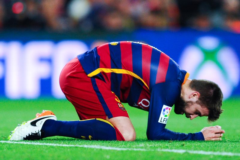 Pique stichelt gegen Ronaldo und wird von CR7 komplett zerstört!