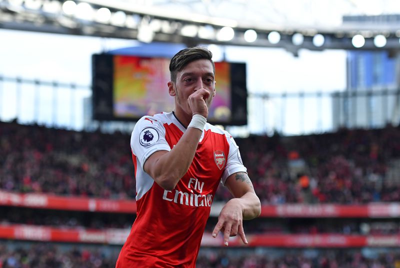 Arsenal zittert: Dieser Klub fragt jetzt bei Özils Beratern an!