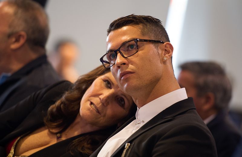 Ronaldo rettet Tierheim vor dem Ruin