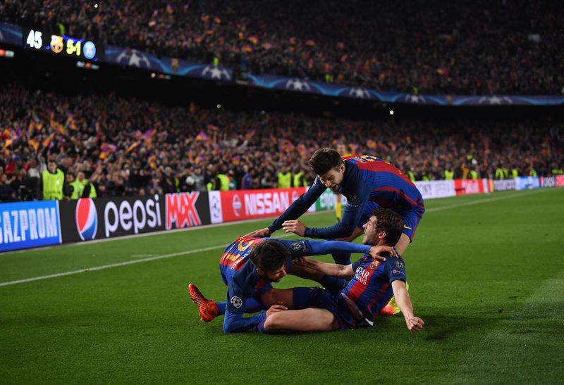 Fans des FC Barcelona lösen Naturgewalt aus