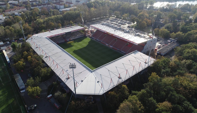 Bist du ein Fußball-Experte und erkennst das Bundesliga-Stadion?