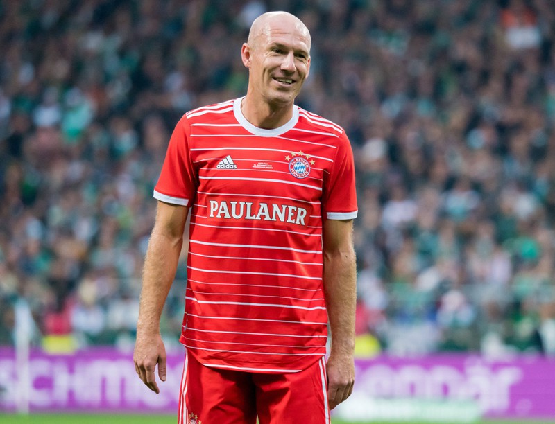 Arjen Robben hat seine Karriere als aktiver Spieler im Sommer 2021 beendet.