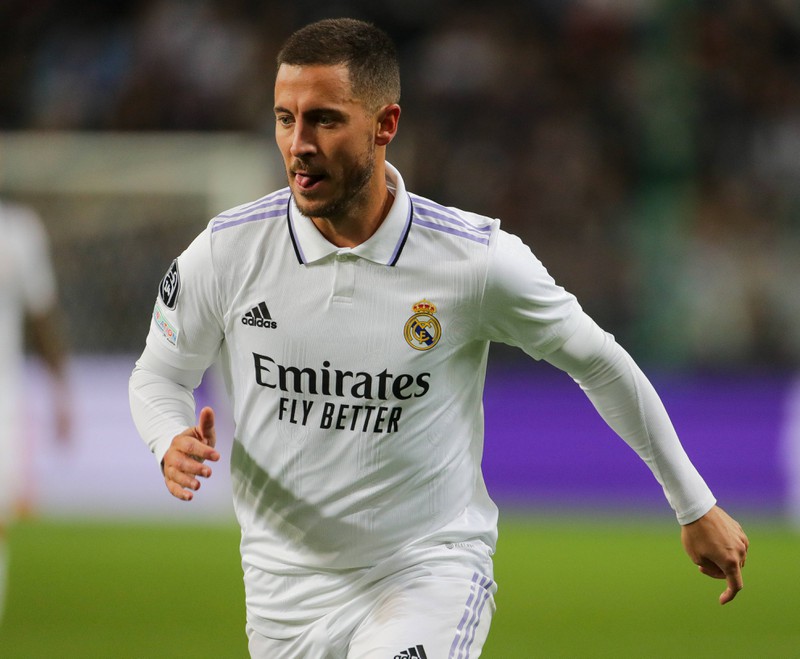 Nachdem die Transfergerüchte um Real Madrid verstummten, ging es für Eden Hazard 2019 doch schlussendlich zu dem spanischen Top-Verein.