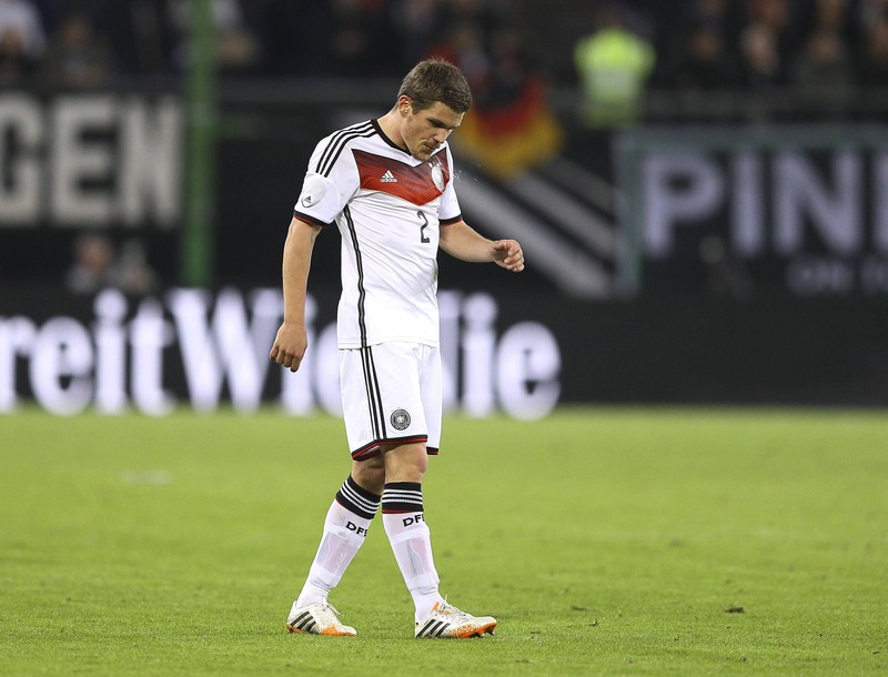 Zu sehen ist der Fußballspieler Sebastian Jung