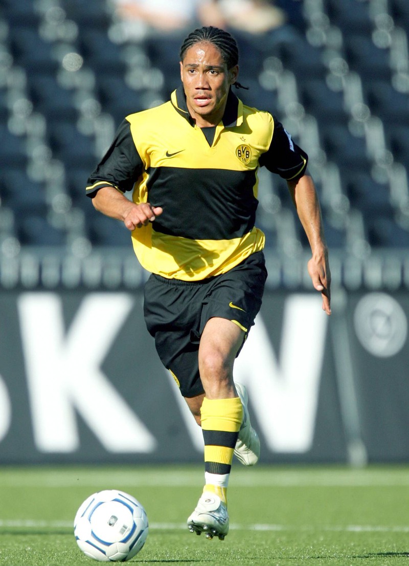 Steven Pienaar spielte einst für den BVB, wurde den Anforderungen aber überhaupt nicht gerecht. Ein echter Fehlkauf