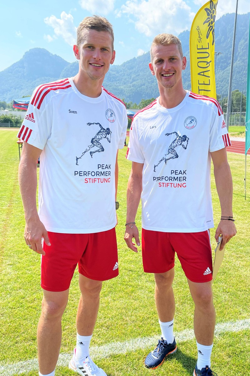 Lars und Sven Bender spielen nun bei ihrem Jugendverein TSV Brannenburg