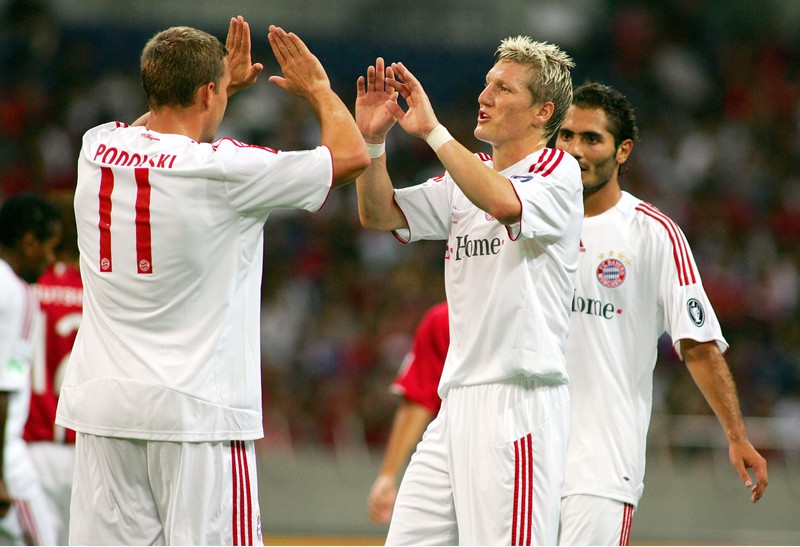 Wie lief der FC Bayern München vor 16 Jahren auf?