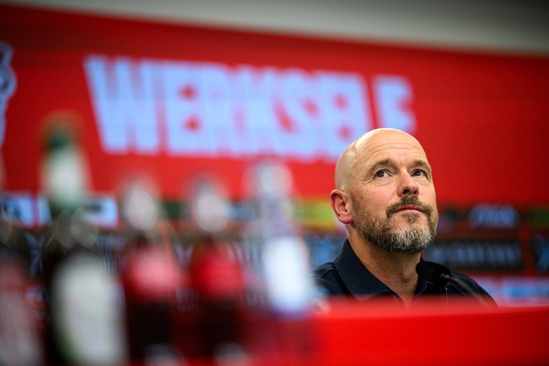 Mit großen Hoffnungen geholt: Bayer–Trainer Erik ten Haag musste nach nur zwei Spielen seinen Posten wieder räumen.