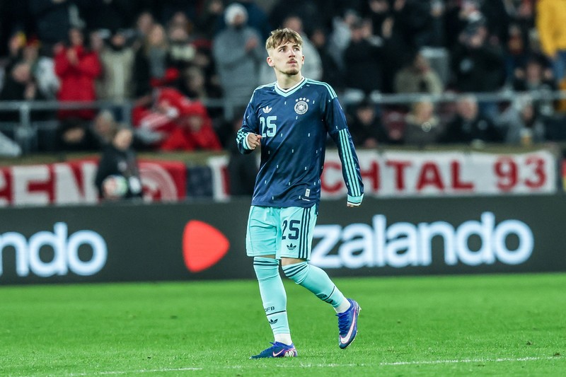 Lennart Karl wird 2026 seine erste WM Spielen: Er ist gerade erst 18 geworden.