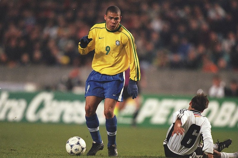 So viel wären bekannte Fußball-Legenden heute wert: