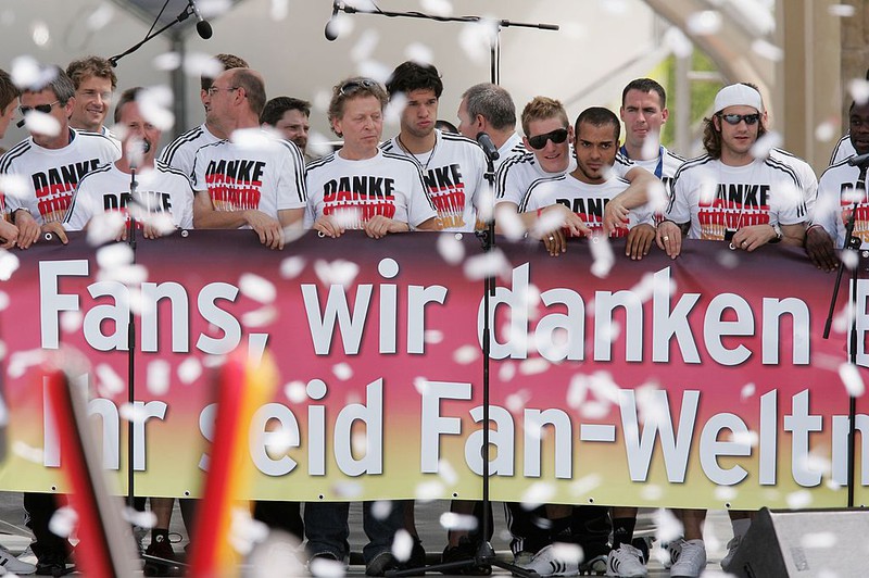 Die deutsche Elf wird 2006 auf der Fanmeile gefeiert