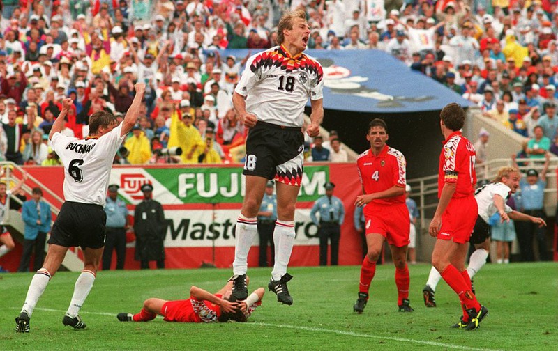 Jürgen Klinsmann freut sich bei der WM über sein Tor