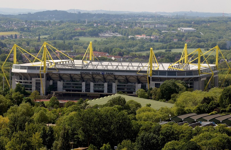 Der Bierpreis ist im Signal Iduna Park  im Vergleich zum Vorjahr nicht angestiegen.