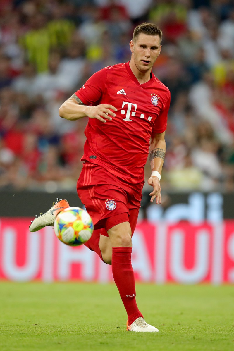 DfB-Stars Im berblick: Welche Autos Fahren Die Fuball-Profis?