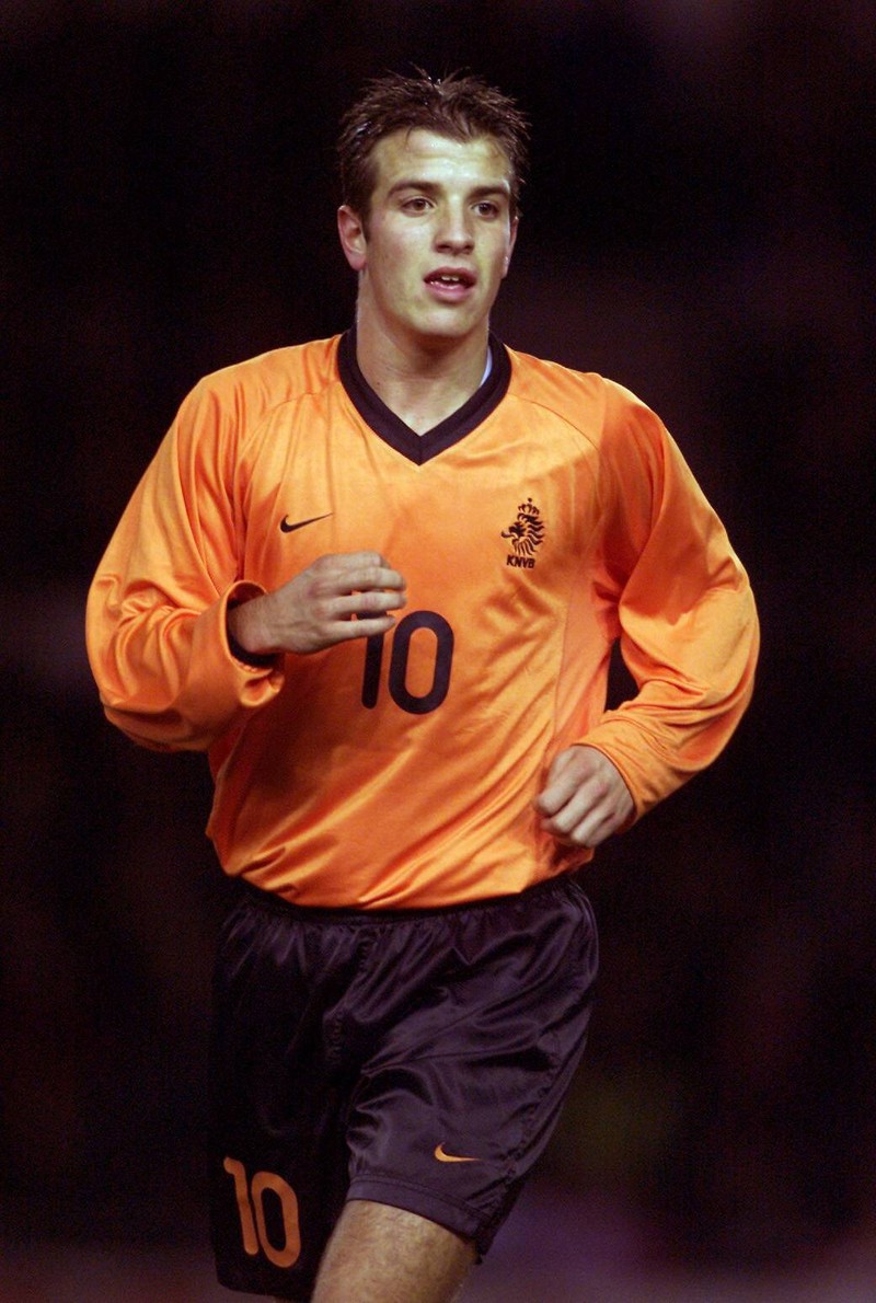 Rafael Van Der Vaart begann seine Karriere bei AJax Amsterdam.