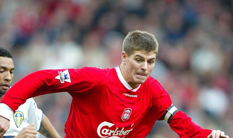 Mit welcher Nummer lief Steven Gerrard wohl für den FC Liverpool auf?