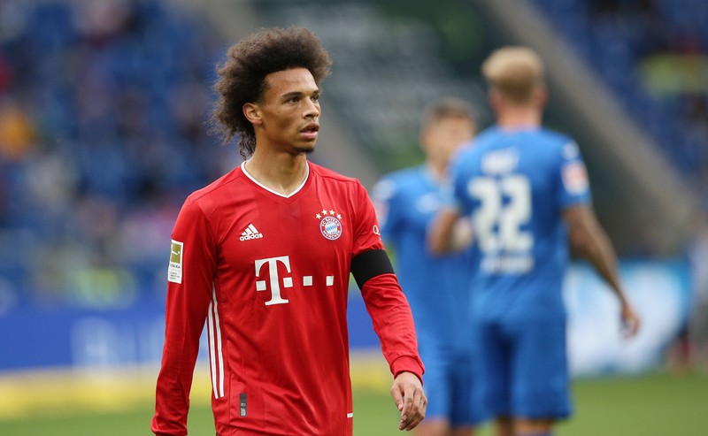 Sohn Leroy Sané kann seit der Saison 2020/21 - diesmal im Trikot des FC Bayern München - wieder in der Bundesliga knipsen