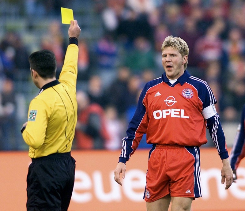 Stefan Effenberg hat die meisten gelben Karten in der Geschichte der Bundesliga gesehen
