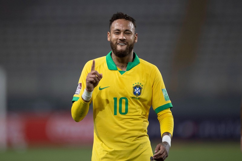 Diesmal ist die richtige Antwort Brasilien. In ihrer Nationalmannschaft spielt beispielsweise Superstar Neymar