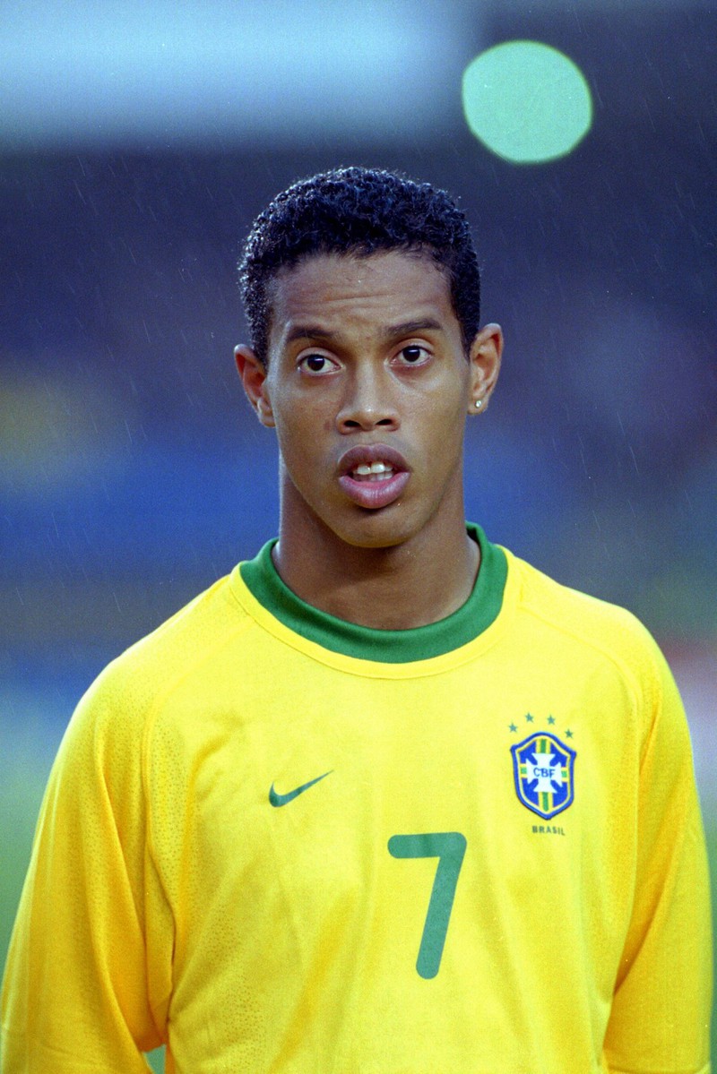 Ein weiterer Beinahe-Transfer der Bundesliga-Geschichte ist der von Ronaldinho zum BVB, der 2001 am Brasilianer scheiterte