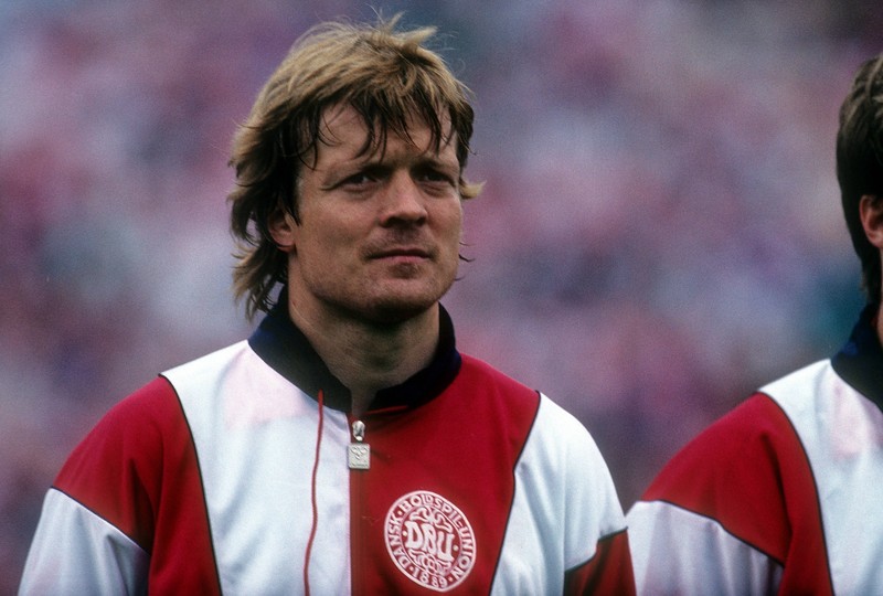 Søren Lerby kam 1983 zu Bayern, überwund Startprobleme und gewann zwei Meistertitel, bevor er 1986 zu AS Monaco wechselte.