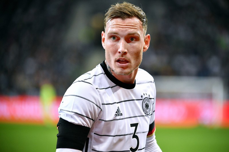 David Raum ist bei Matthäus als in der Abwehr gesetzt.