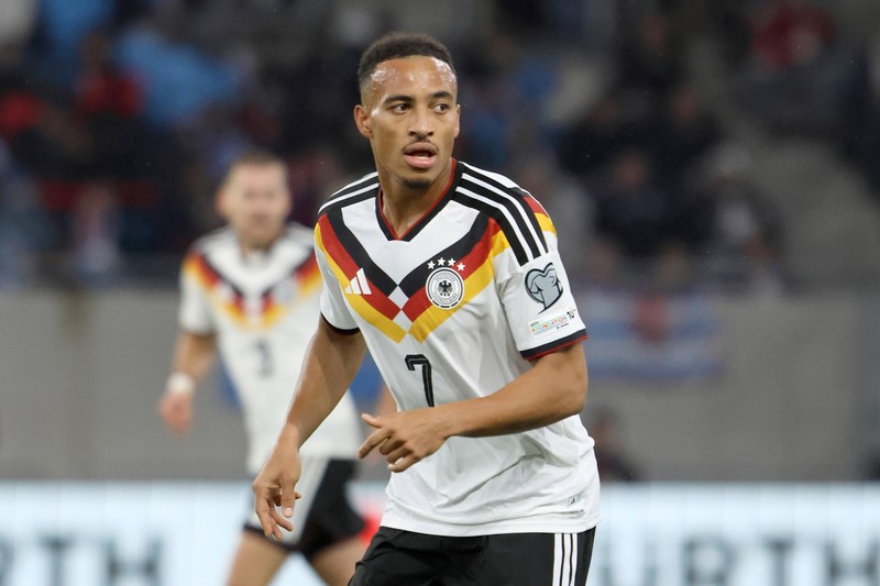 In der Offensive überrascht Matthäus mit Jamie Leweling.
