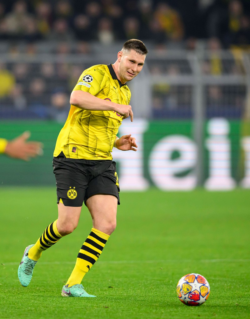 Niklas Süle spielt seit 2022 bei Borussia Dortmund.