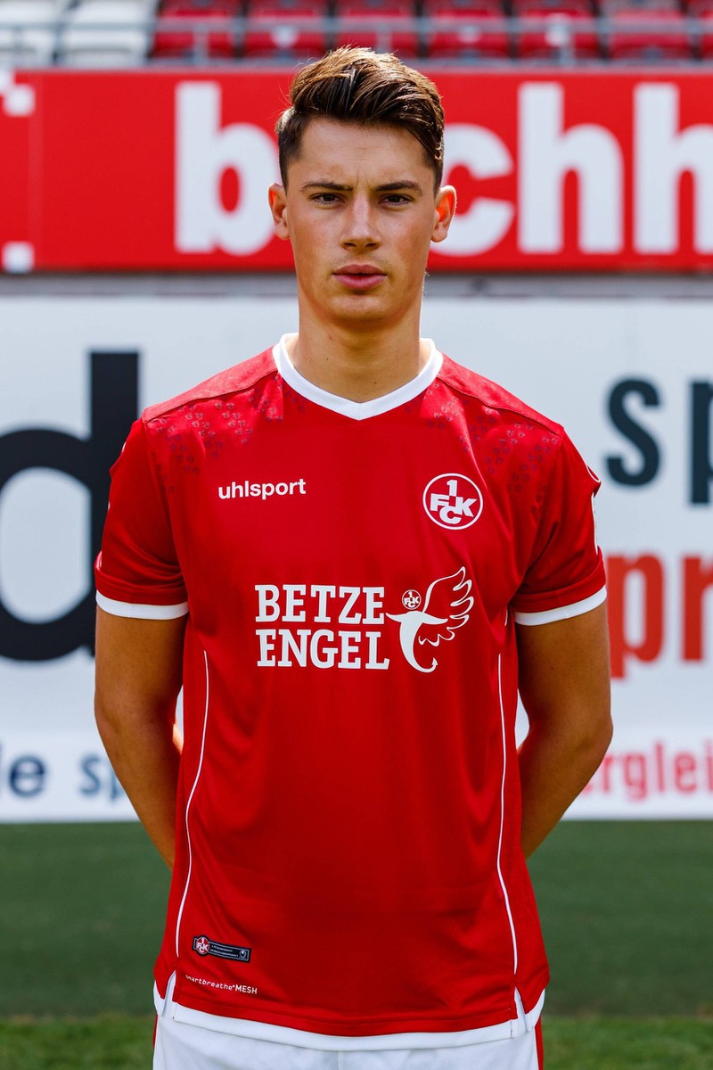 Robin Koch hatte einen Profivertrag beim FC Kaiserslautern.