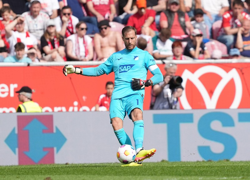 Oliver Baumann spielt bis 2028 bei Hoffenheim.