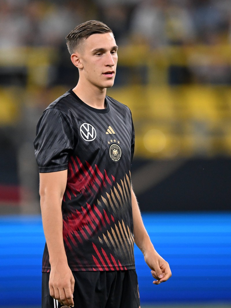 Nico Schlotterbeck konnte sich bei Dortmund zum Spitzenspieler etablieren.