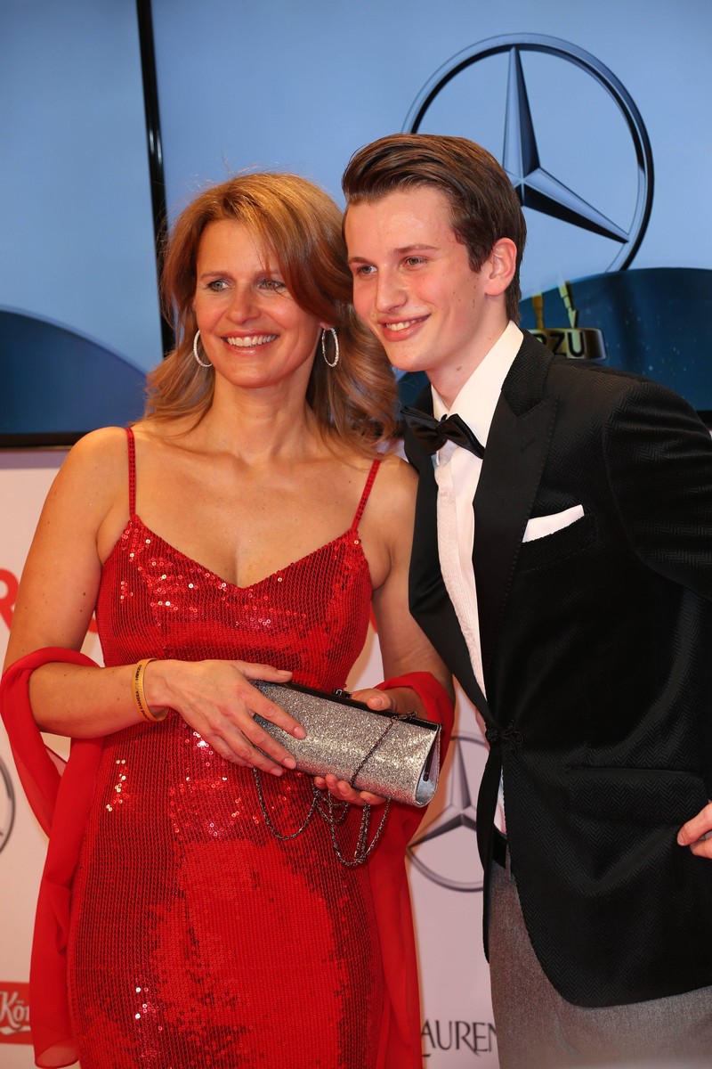 Katrin Müller-Hohenstein hat einen Sohn namens Niklas.