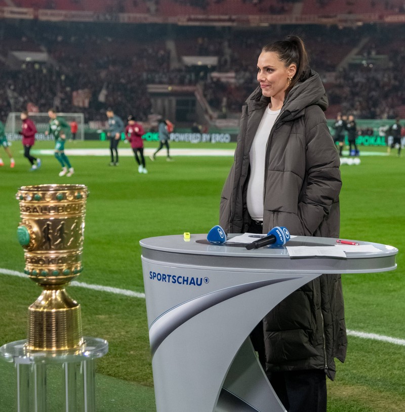 Esther Delaczek erwartet Baby Nummer 3.