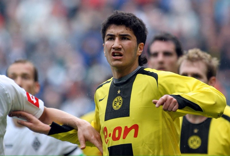 Nuri Şahin feierte mit 16 Jahren sein Bundesligadebüt.