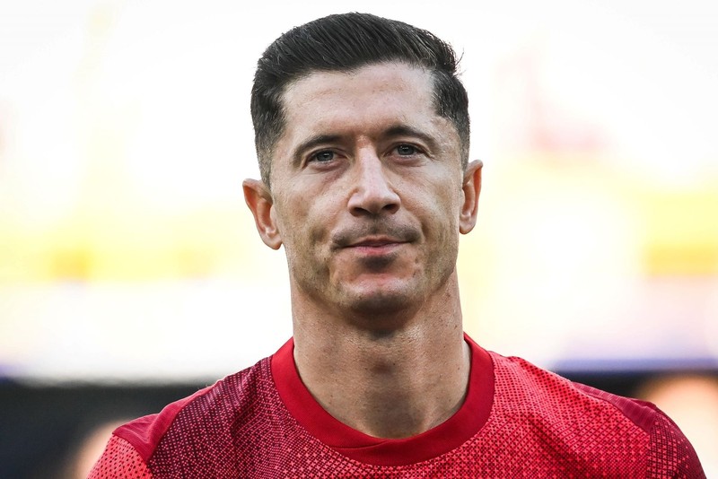 Robert Lewandowski ist einer der erfolgreichsten Fußballer der Welt. Dementsprechend verdient er auch gut