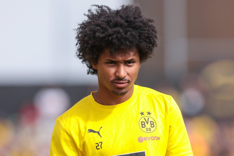 Karim Adeyemi ist ein deutscher Fußballspieler.