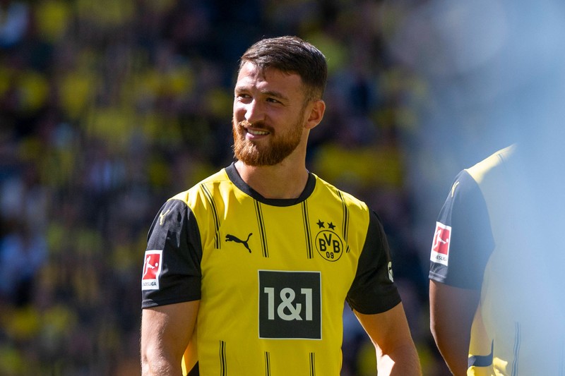 Was verdient Salih Özcan?