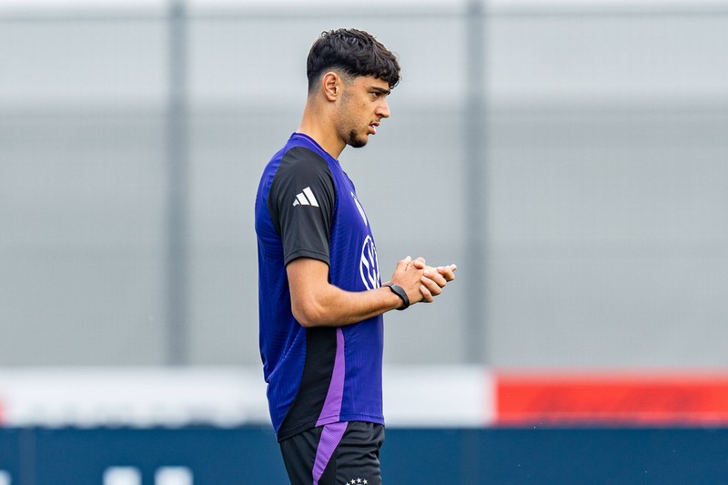 Aleksandar Pavlovic darf nun endlich für die deutsche Nationalmannschaft auf dem Platz stehen.