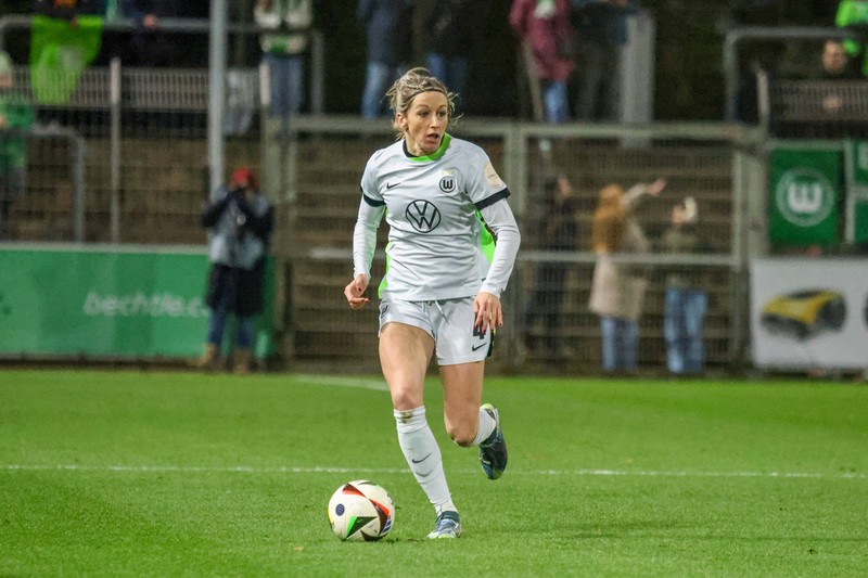 Kathrin Hendrich spielt bei Wolfsburg.