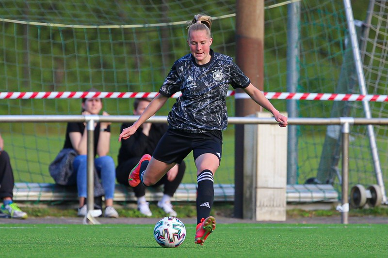 Janina Minge spielte lange Zeit in der Mannschaft der Polizei.