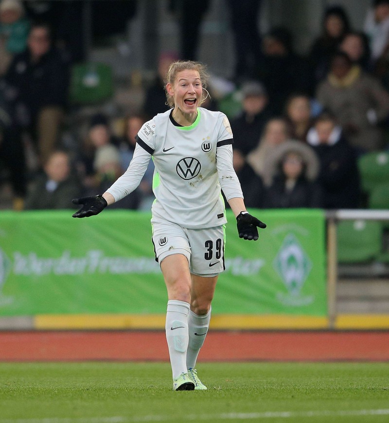 Sarai Linder ist eine deutsche Fußballspielerin.