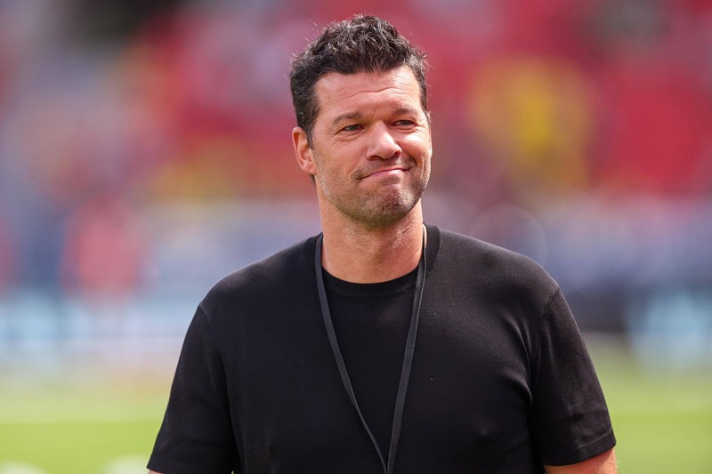 Nach der Niederlage in der Nations League kritisiert Michael Ballack die Mannschaft und Trainer.