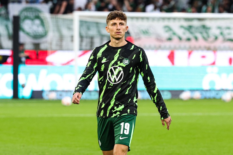Zwischen Neapel und Schalke platzt der Deal um Jesper Lindstrøm. Das schmeckt den Italienern gar nicht.